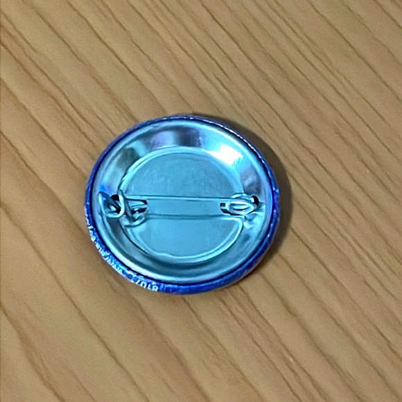 Superman button - Picture 2 of 2